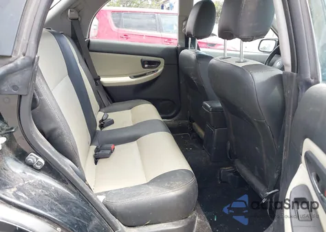 2005 Saab 9-2X Linear z USA, uszkodzony, nr VIN JF4GG61685G053732